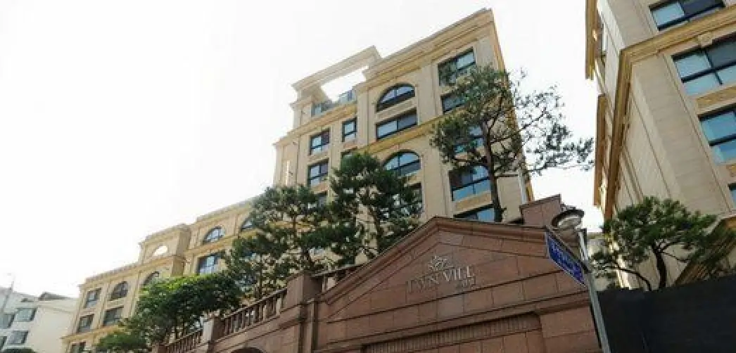celeb home image